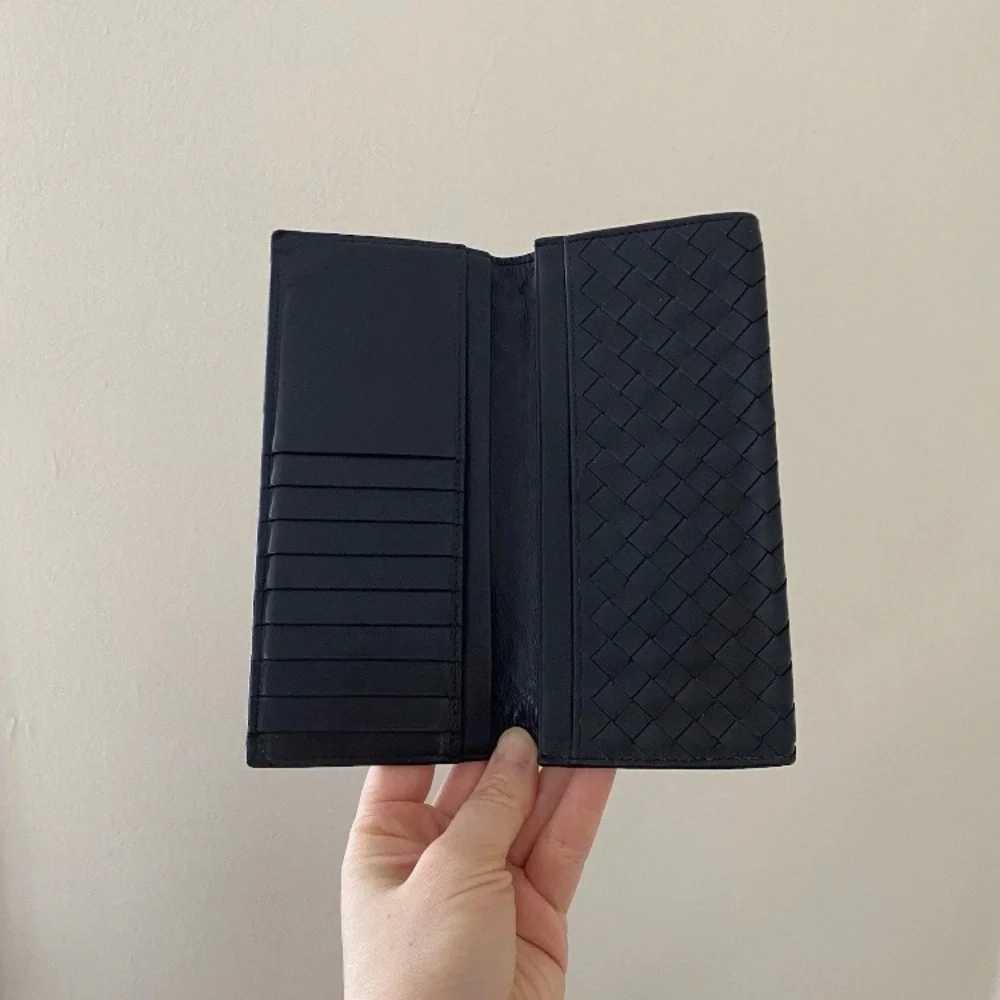 $990 Bottega Veneta Nappa Black Leather Intrecciato Flap Bifold Long Wallet